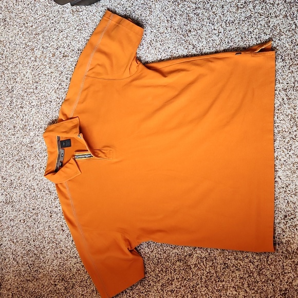 REI - Picture 1 of 4